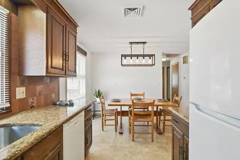 101 Ann St, Chicopee, MA 01020 photo 6