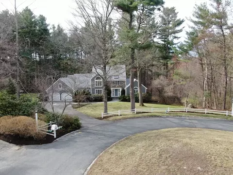 5 Barnbridge Cir, Framingham, MA 01701