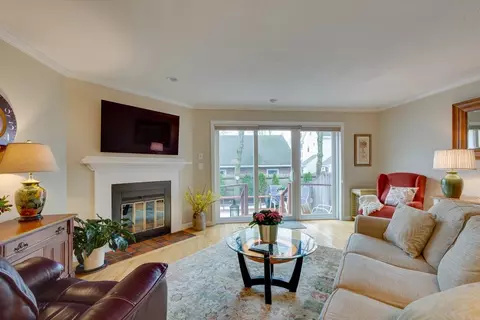 12 Denmark Ln #12, Needham, MA 02492 photo 13