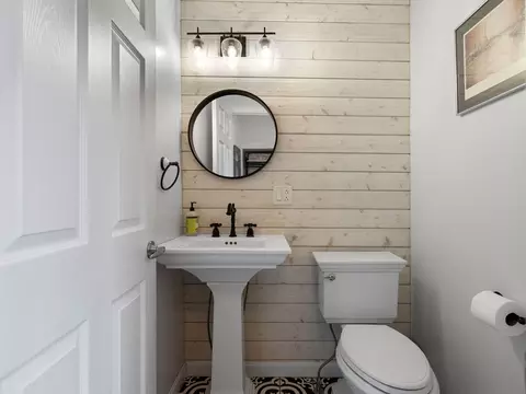 299 Central Ave, Dedham, MA 02026 photo 18