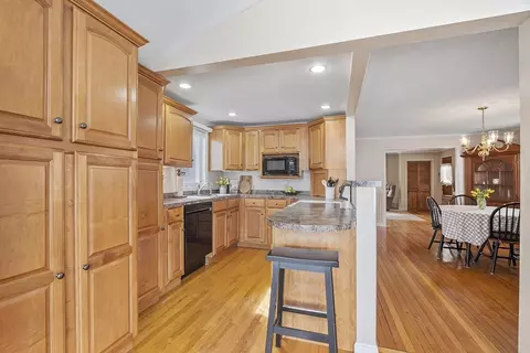 Kitchen - 2 Bumpy Ln, Methuen, MA 01844 photo 3 of 3