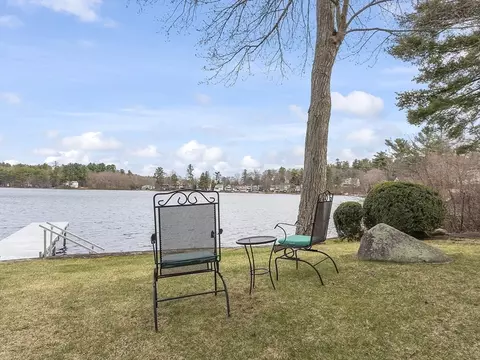 Exterior - 2 Bumpy Ln, Methuen, MA 01844 photo 2 of 8