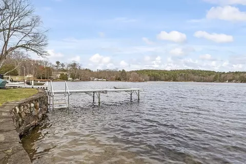 View/Area - 2 Bumpy Ln, Methuen, MA 01844 photo 3 of 3