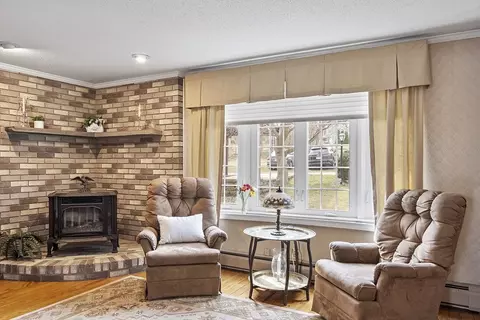 Living - 2 Bumpy Ln, Methuen, MA 01844 photo 3 of 3