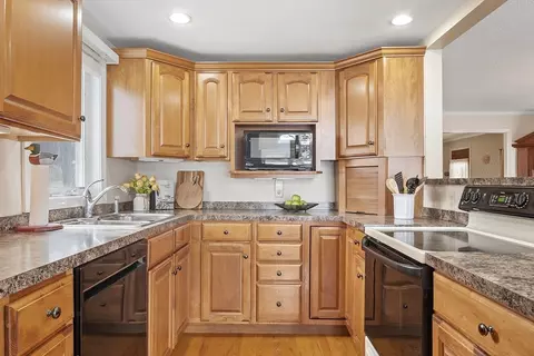 Kitchen - 2 Bumpy Ln, Methuen, MA 01844 photo 1 of 3