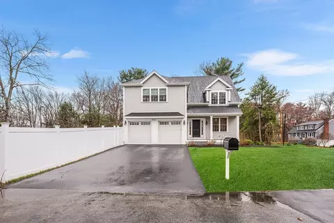 32 Fraser Rd, Framingham, MA 01702