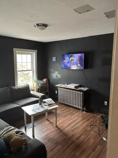 32 Birch St, Lowell, MA 01852 photo 9