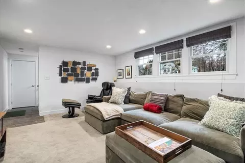 23 Glover Rd, Needham, MA 02494 photo 34