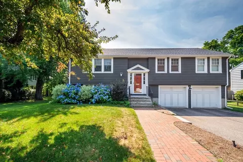 23 Glover Rd, Needham, MA 02494 photo 2
