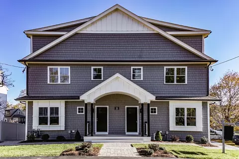 33 Peirce St #1, Waltham, MA 02453