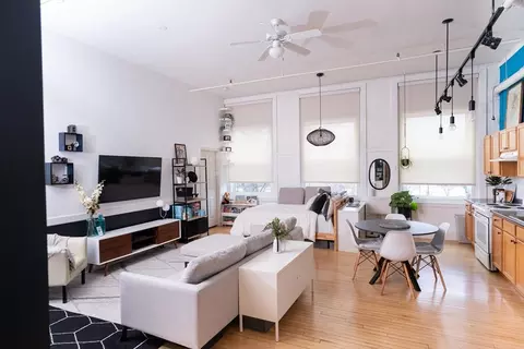 948 Main St #204, Waltham, MA 02453