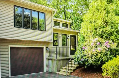 82 Londonderry Rd #82, Grafton, MA 01519