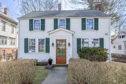 20 South Rd, Bedford, MA 01730