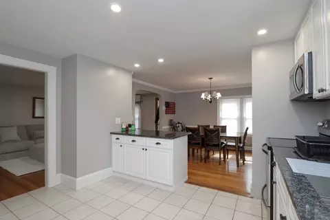 31 Thornton St, Springfield, MA 01104 photo 13