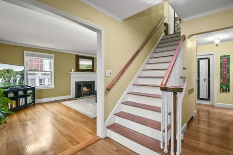 Entry Way - 62 Commodore Rd, Worcester, MA 01602 photo 1 of 1