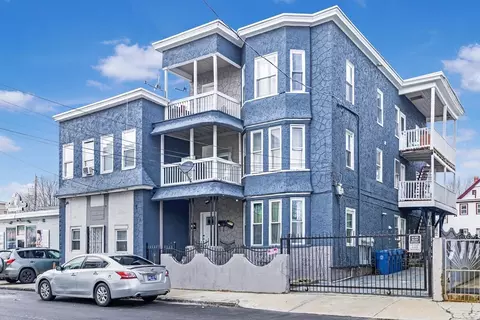 115-117 Myrtle St, Lawrence, MA 01841