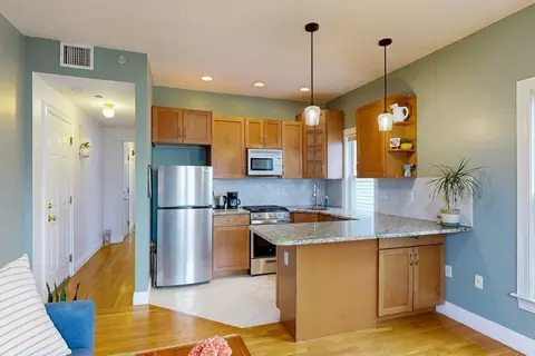 7 Acorn St #2, Malden, MA 02148