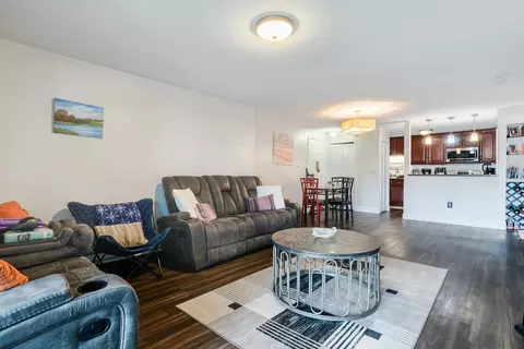 Living - 11 Gibbs St #H113, Worcester, MA 01607 photo 1 of 3