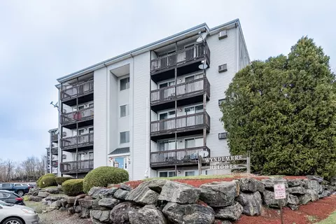 11 Gibbs St #H113, Worcester, MA 01607