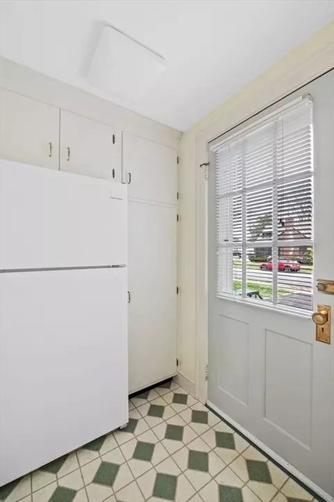 5 Prospect St, Danvers, MA 01923 photo 15