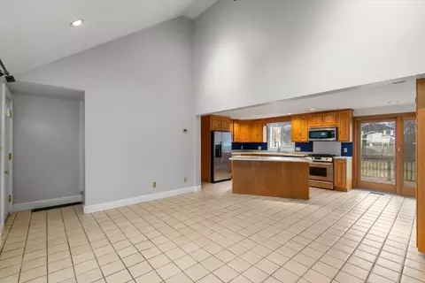 16 Braman St, Danvers, MA 01923 photo 7