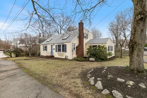 16 Braman St, Danvers, MA 01923