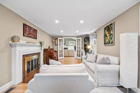 21 Concord St, Needham, MA 02494 photo 11