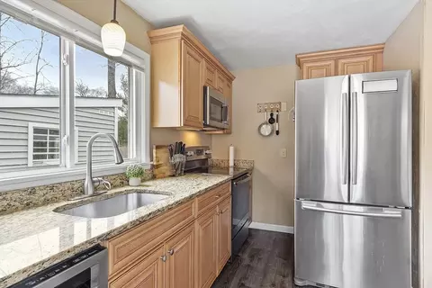 492 Mill St, Worcester, MA 01602 photo 8