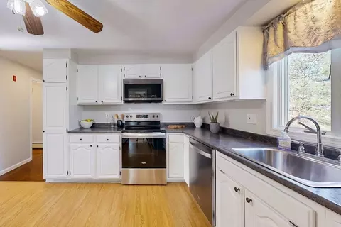 1 Hodge Rd, Arlington, MA 02474 photo 12