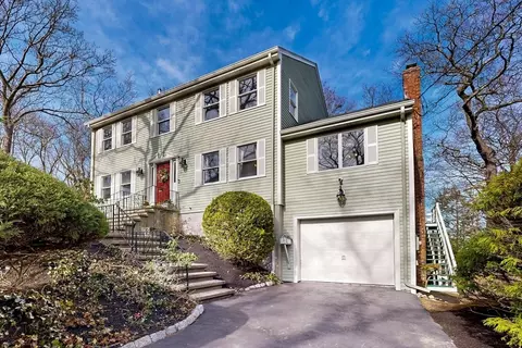 1 Hodge Rd, Arlington, MA 02474