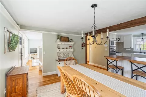 Dining - 33 Schofield Dr, Franklin, MA 02038 photo 2 of 3