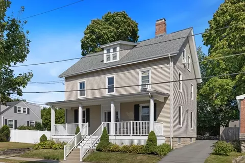 75 Argyle St #3, Melrose, MA 02176
