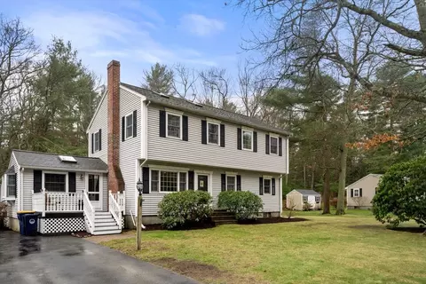 164 Grove St, Norwell, MA 02061