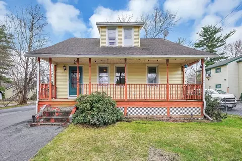 50 Sunnyslope Ave, Agawam, MA 01001