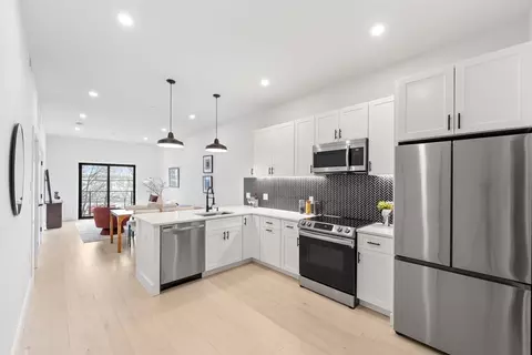 7 Wordsworth #3, Boston, MA 02128