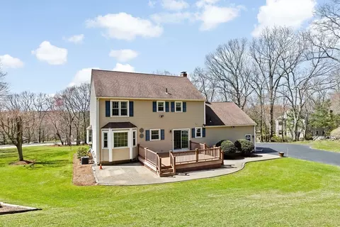 19 Crestview Dr, Mendon, MA 01756 photo 34