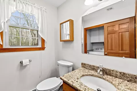 19 Crestview Dr, Mendon, MA 01756 photo 17