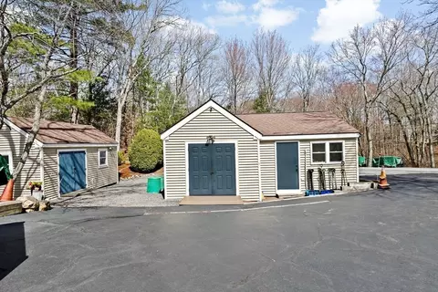19 Crestview Dr, Mendon, MA 01756 photo 39