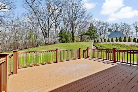 19 Crestview Dr, Mendon, MA 01756 photo 33