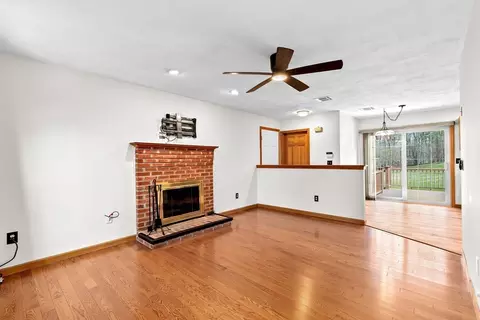 19 Crestview Dr, Mendon, MA 01756 photo 13