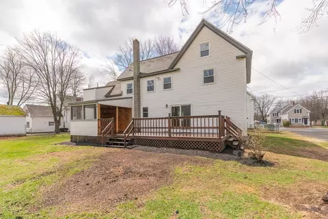 61 Mill St, Pepperell, MA 01463 photo 2