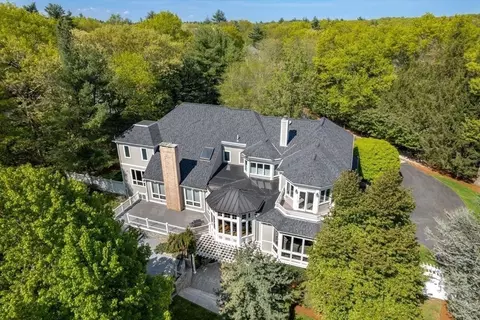 12 Wadsworth Way, Sharon, MA 02067