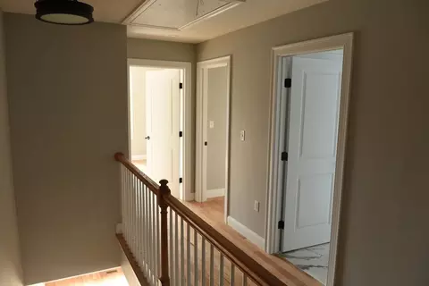 Entry Way - 59 Sunderland, Worcester, MA 01604 photo 2 of 3