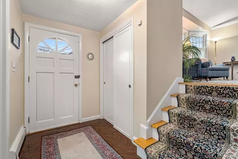 40 Tanglewood Rd, Needham, MA 02494 photo 2