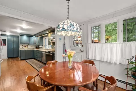 40 Tanglewood Rd, Needham, MA 02494 photo 9