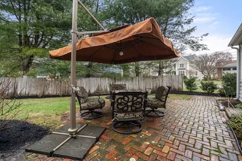40 Tanglewood Rd, Needham, MA 02494 photo 24
