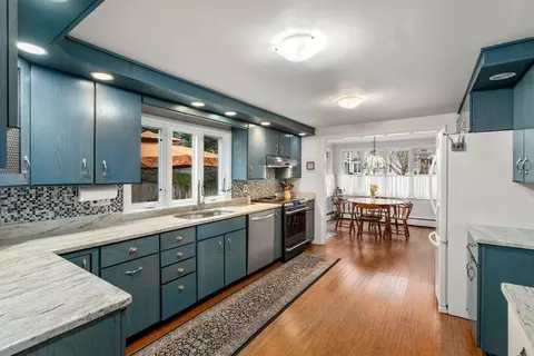 40 Tanglewood Rd, Needham, MA 02494 photo 8