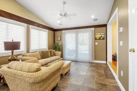 Entry Way - 7 Peter Hobart Dr, Hingham, MA 02043 photo 3 of 3