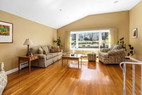 Living - 7 Peter Hobart Dr, Hingham, MA 02043 photo 2 of 3