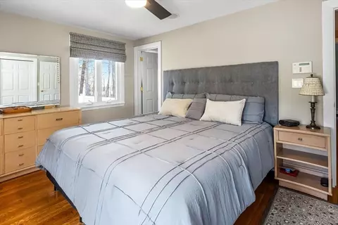 Bedroom - 7 Peter Hobart Dr, Hingham, MA 02043 photo 2 of 5